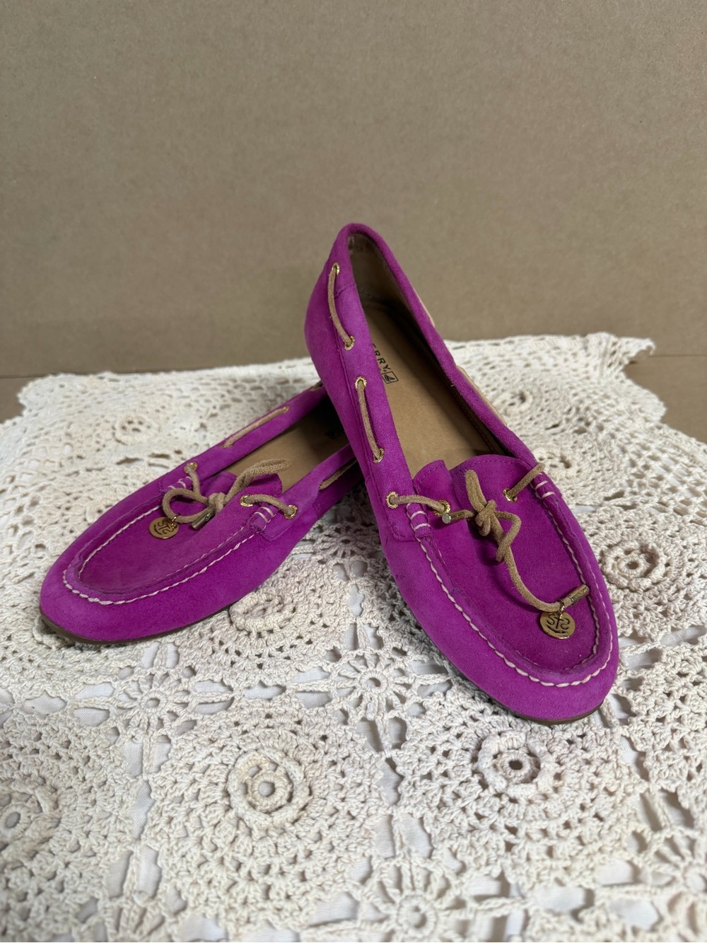 Sperry Women's Fuchsia Suede Moccasin Driving Shoes 7.5